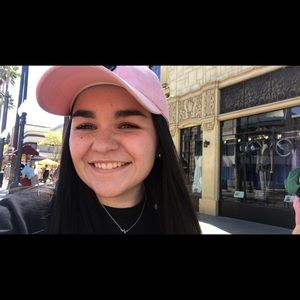 Meet your Posher, Jenna